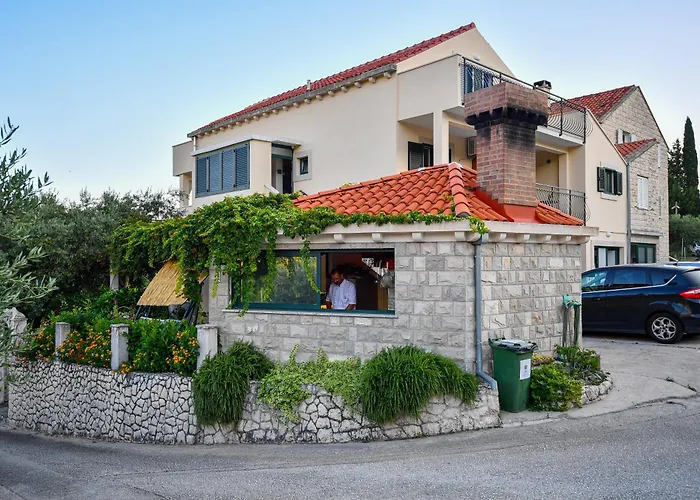 Curic Apartments