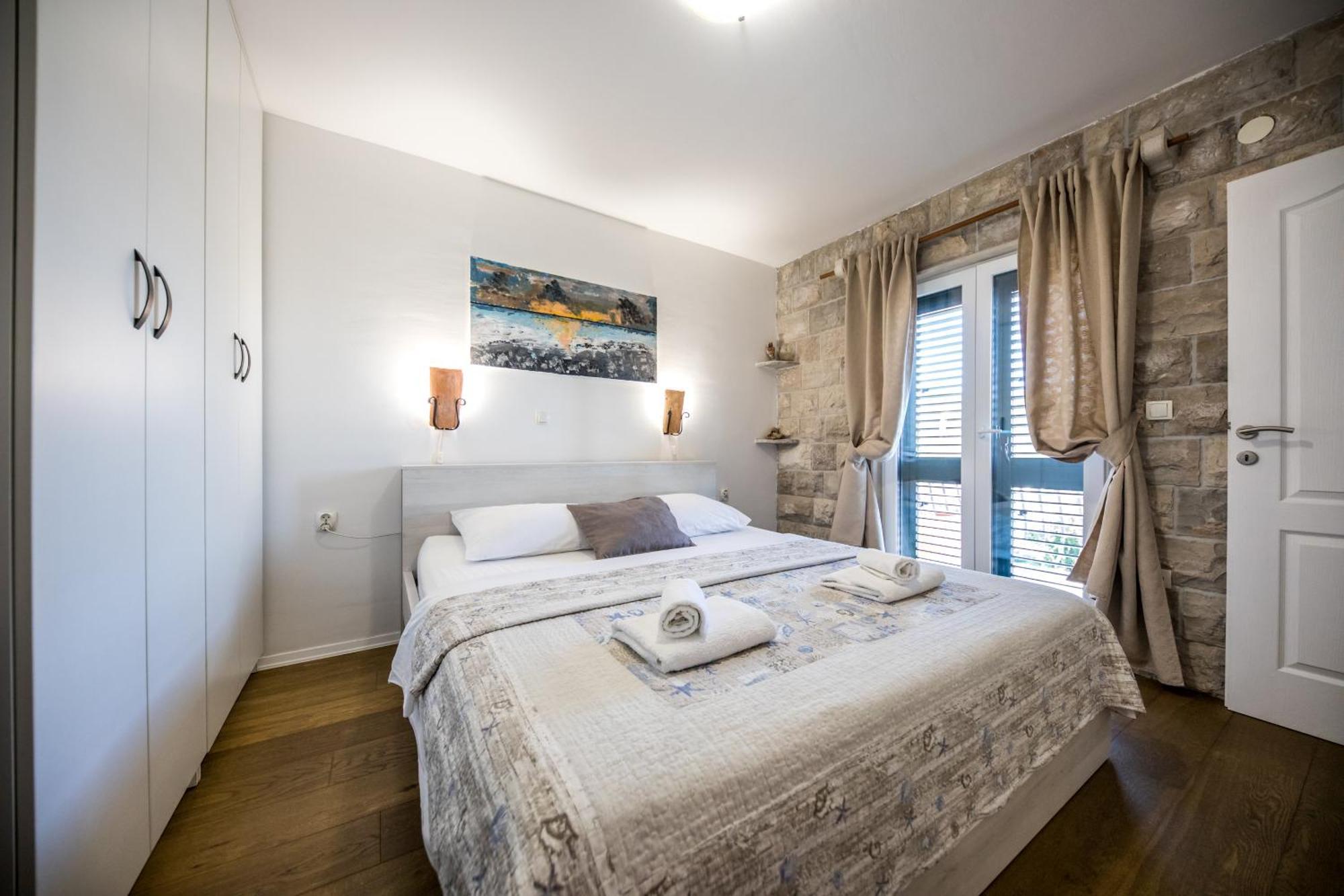 Apartment Curic Slano